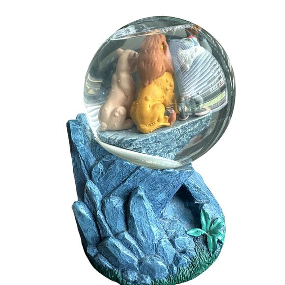 Vintage Disney's The lion King Circle of Life Snowgloble with music - Picture 2 of 14